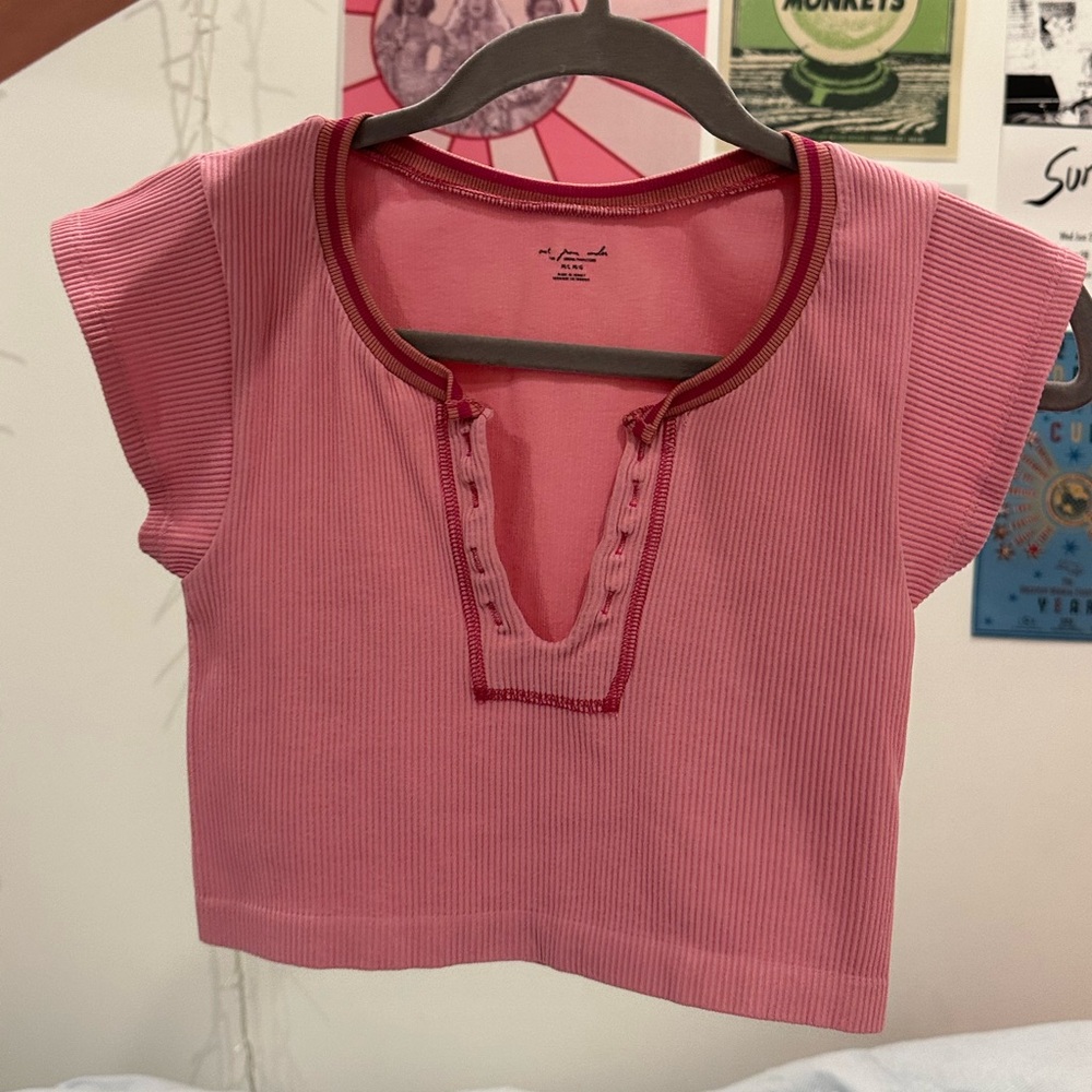 urban outfitters go for gold top